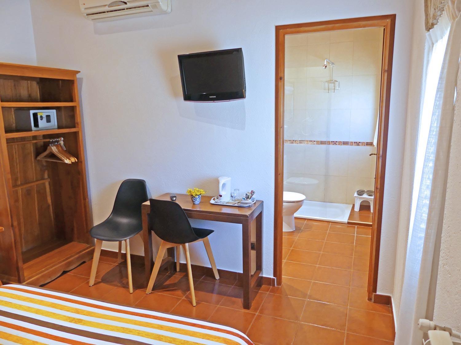 Hotel & Golf Ca La Caputxeta Castello  D'Empuries Room photo